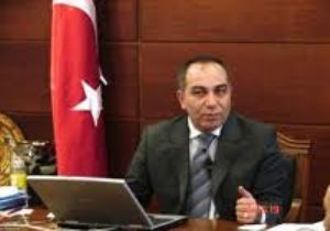 Ayık, zoru başardı